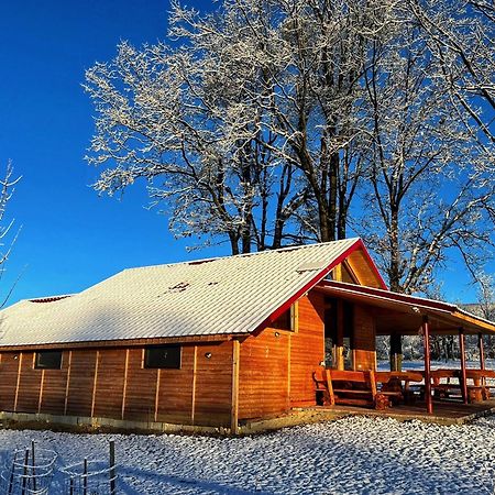 Casuta Din Stejari-Transalpina Villa Novaci-Străini Exteriör bild
