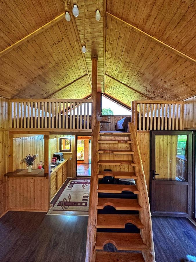 Casuta Din Stejari-Transalpina Villa Novaci-Străini Exteriör bild